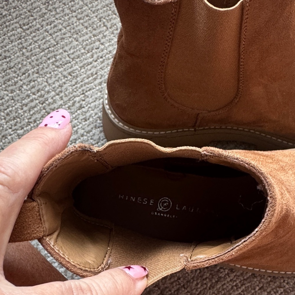 Chinese Laundry Tan Suede Chelsea Lug Ankle Boots - Picture 2 of 6